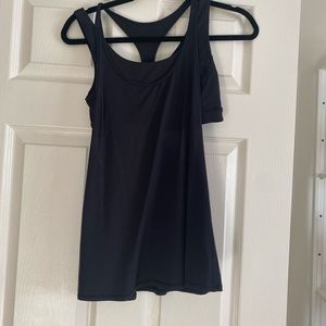 Lululemon top size 6